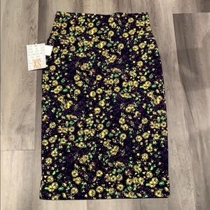 Lularoe Cassie skirt new with tags xs